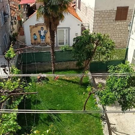Villa Old Stone House In Historical Area Split Exterior foto
