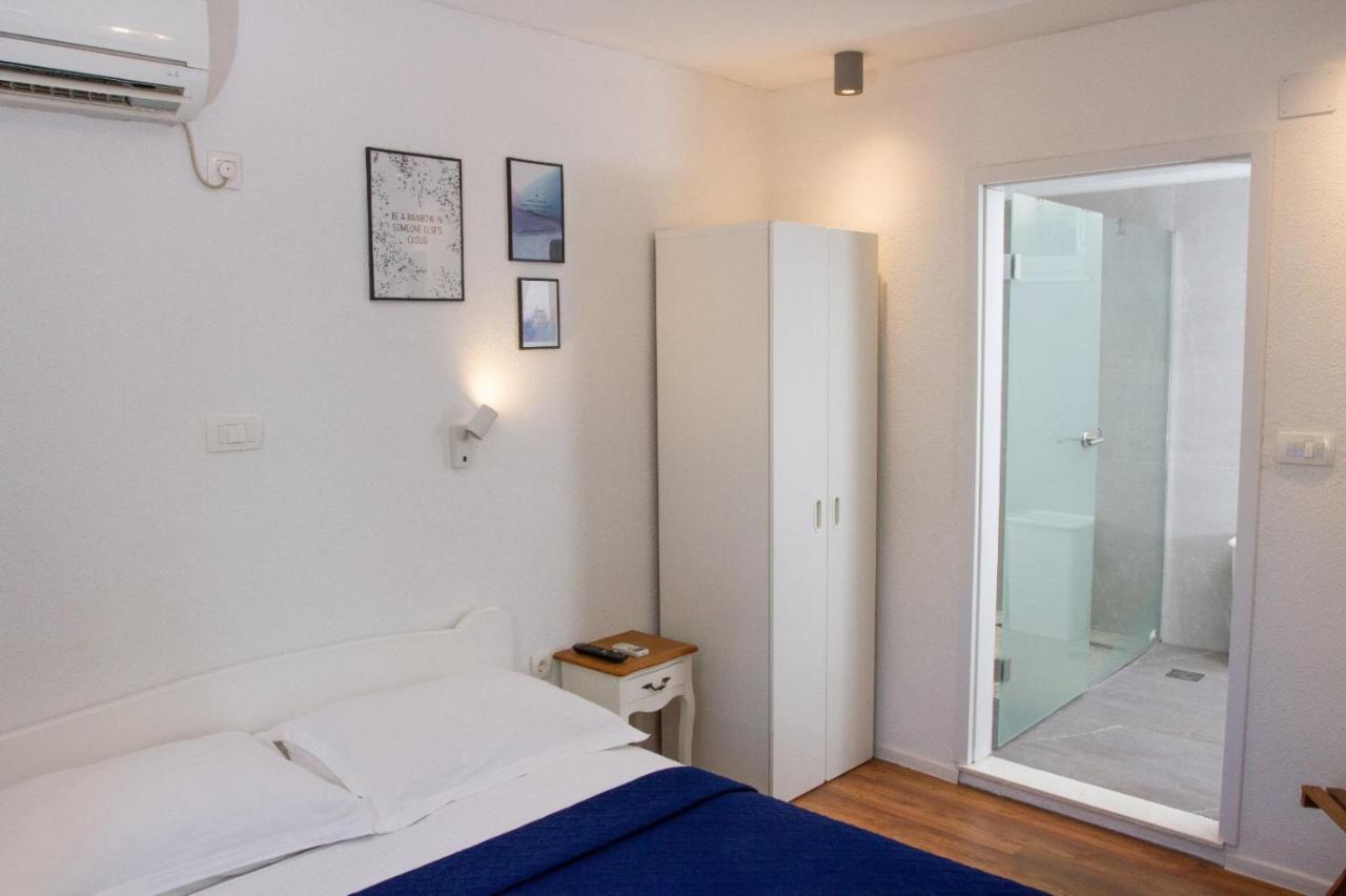 Villa Old Stone House In Historical Area Split Exterior foto
