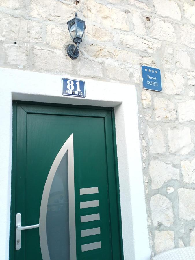 Villa Old Stone House In Historical Area Split Exterior foto