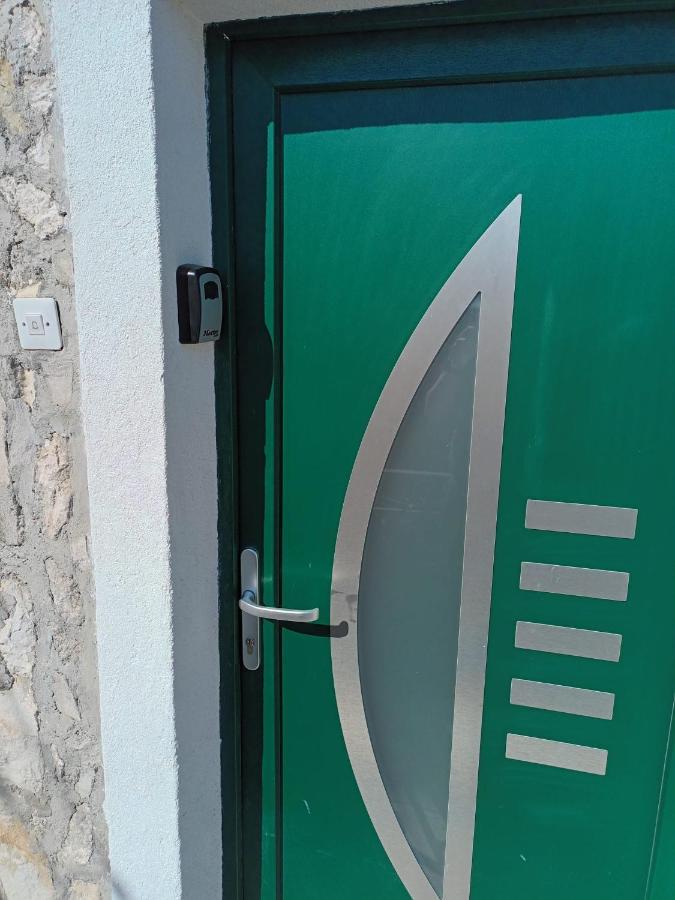 Villa Old Stone House In Historical Area Split Exterior foto